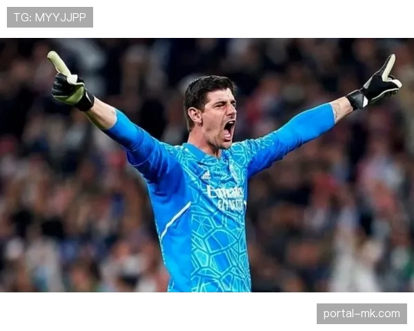 库尔图瓦多次关键扑救力保球门 皇马门神展现顶级守门水准